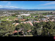 Maison Hyeres  9 pièce(s)  390 M2   1700 M 2 terrain — photo 2