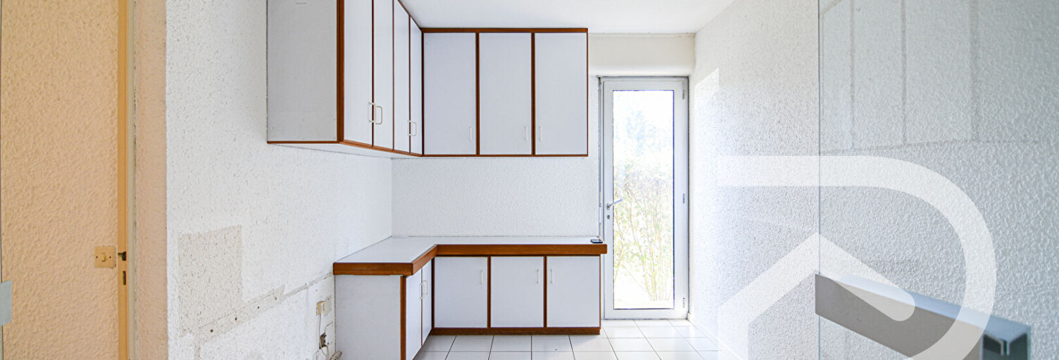 Commerce 1 Pièce 135 m² à louer à Auch (32000)