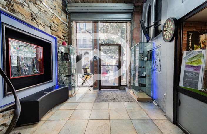 VENTE FOND DE COMMERCE 50M2 RUE DE ROME . — photo 2