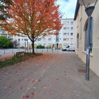 Appartement 4 pièces 277000 €