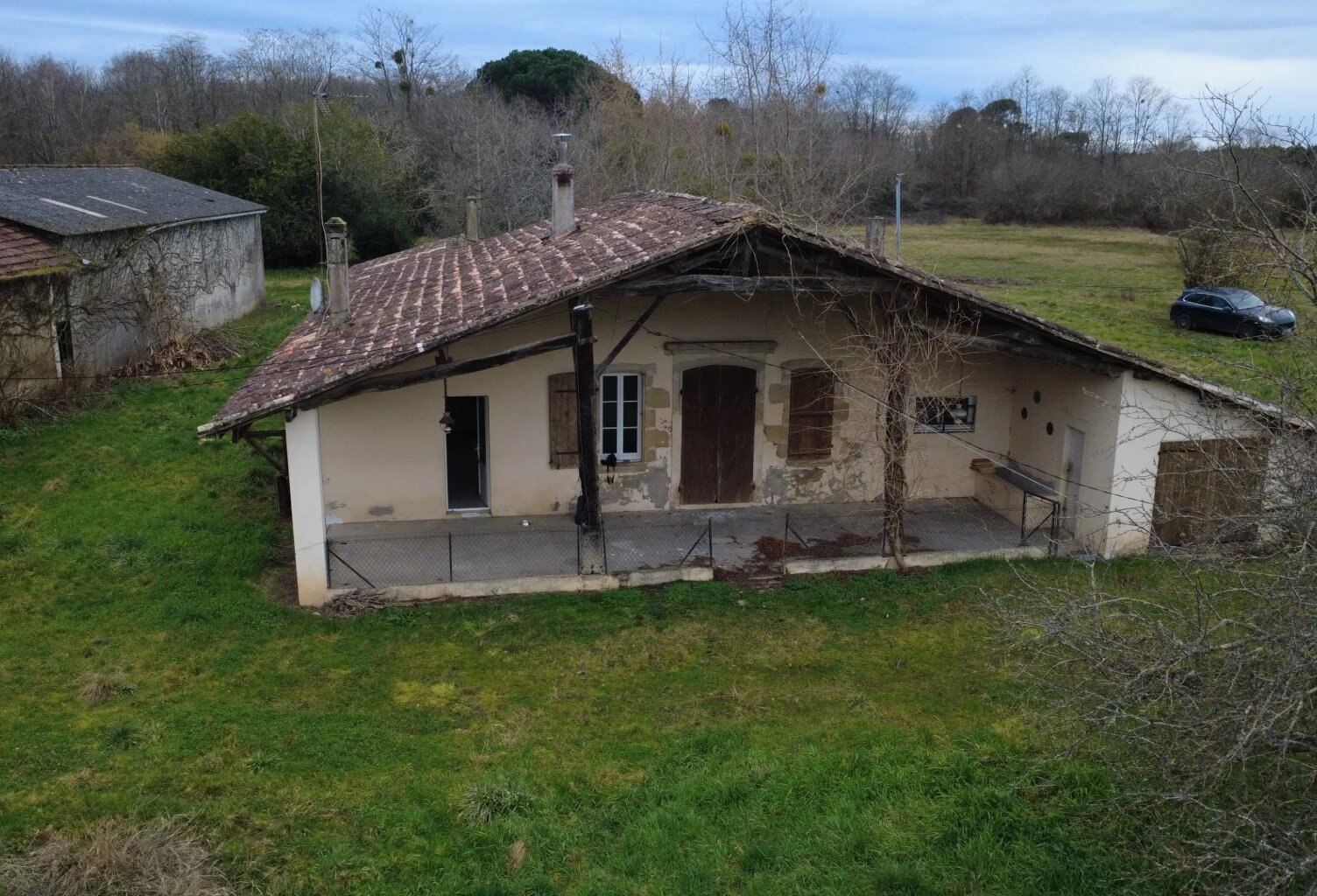 A VENDRE  LANDAISE EN PIERRE À RÉNOVER AUX PORTES DE BAZAS — photo 1