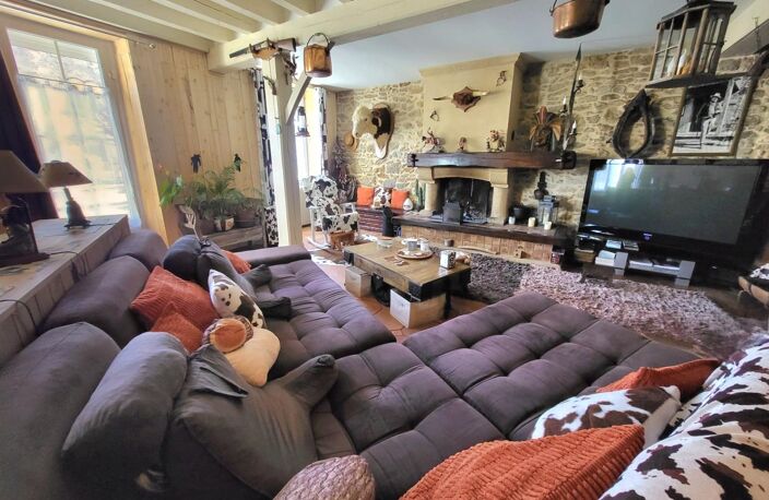 Belle maison de 267m2 avec un appartement de 67m2. — photo 2