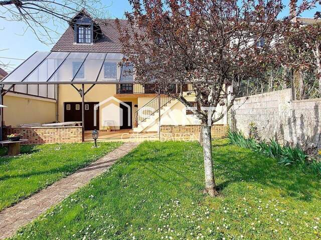 Maison 4 chambres avec vie de plain-pied — photo du bien