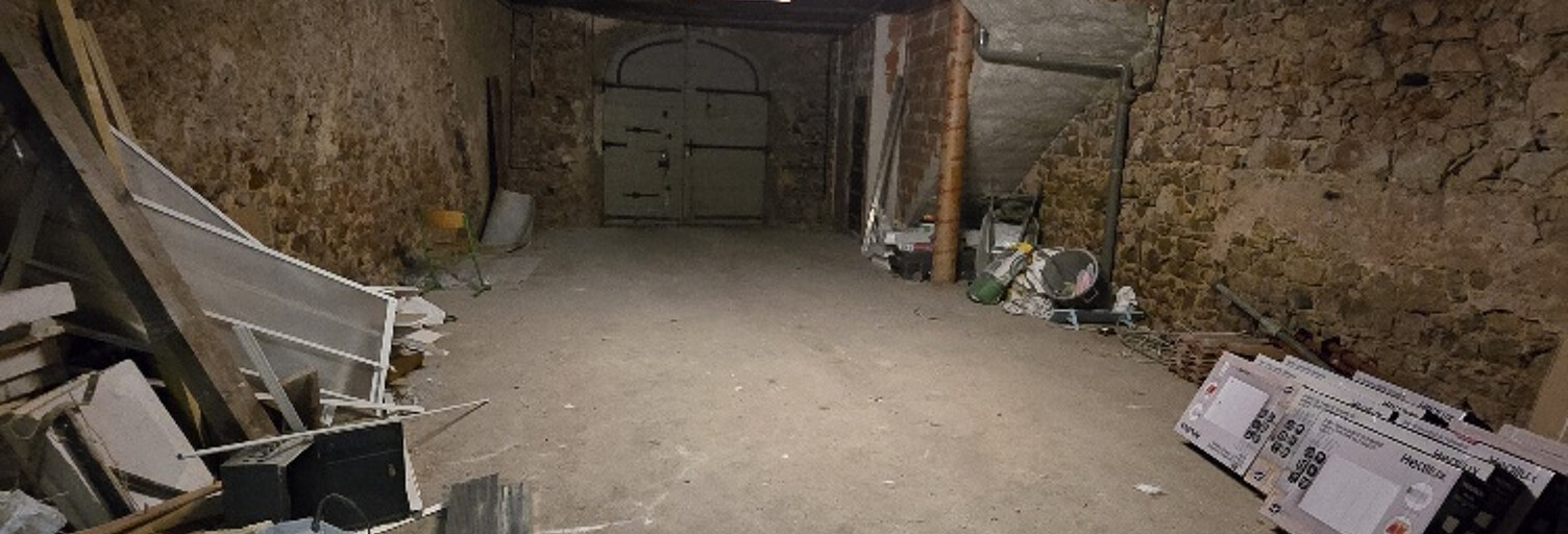 Garage  100 m² à louer à Clermont-l'Hérault (34800)