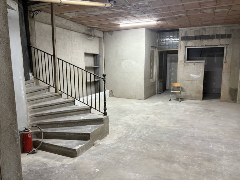 location remise de 100m2  environ avec toilettes et  lave-ma — photo 1