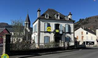 Maison 9 Pièces 300 m² à vendre à Condat (15190)