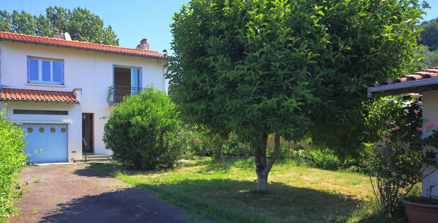 Maison de 103 m2, T5, jusqu'à 4 chambres, sur terrain de 590 — photo 1