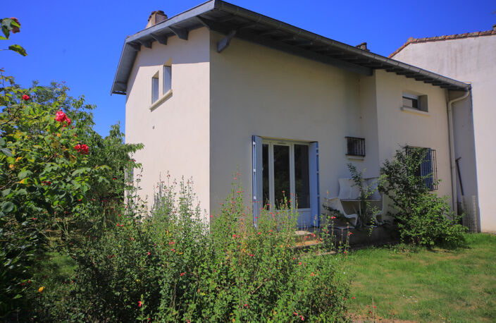 Maison de 103 m2, T5, jusqu'à 4 chambres, sur terrain de 590 — photo 3
