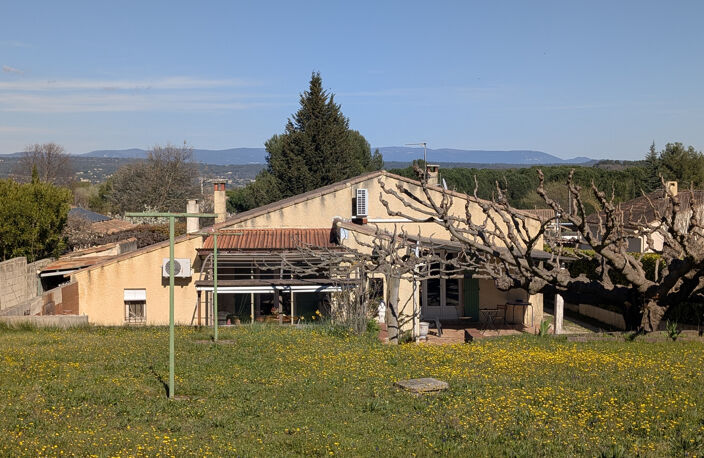 Dept 84 - Maubec proche village maison de plain-pied — photo 2