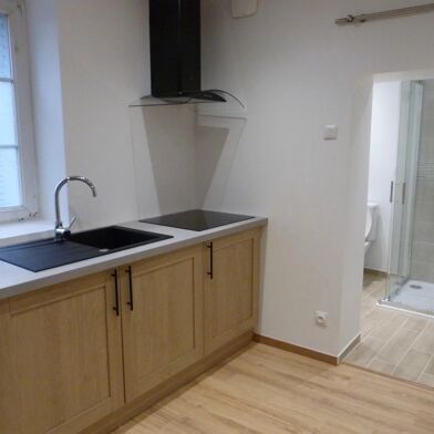 Maison 3 pièces 550 €