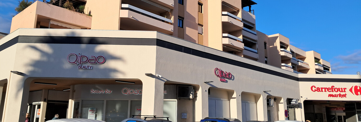 Commerce  84 m² à vendre à Hyères (83400)