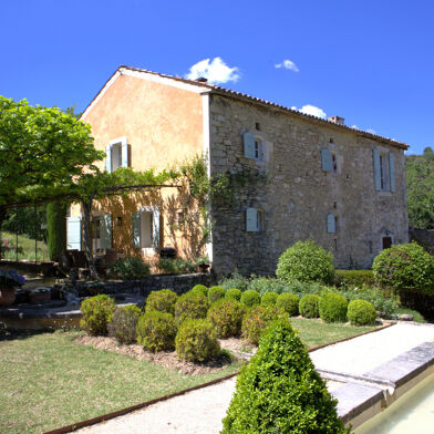 Maison 10 pièces 3150000 €