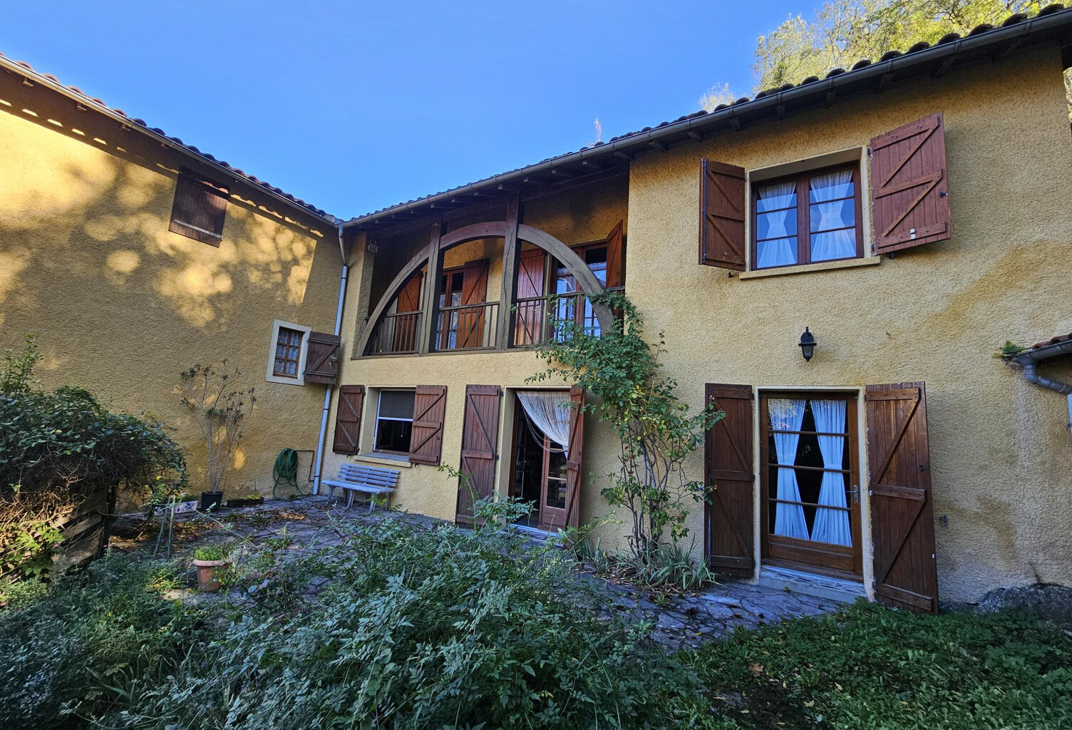 A vendre, Luscan 31510 Maison atypique de 240 m2 avec jardin — photo 1