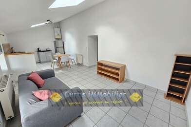 Appartement 3 pièces 530 €