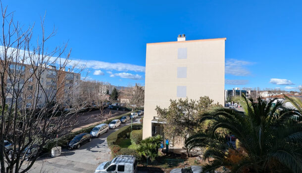 Appartement 4 pièces  à vendre Fréjus 83600