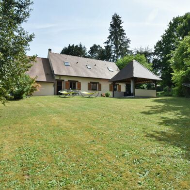 Maison 7 pièces 499000 €