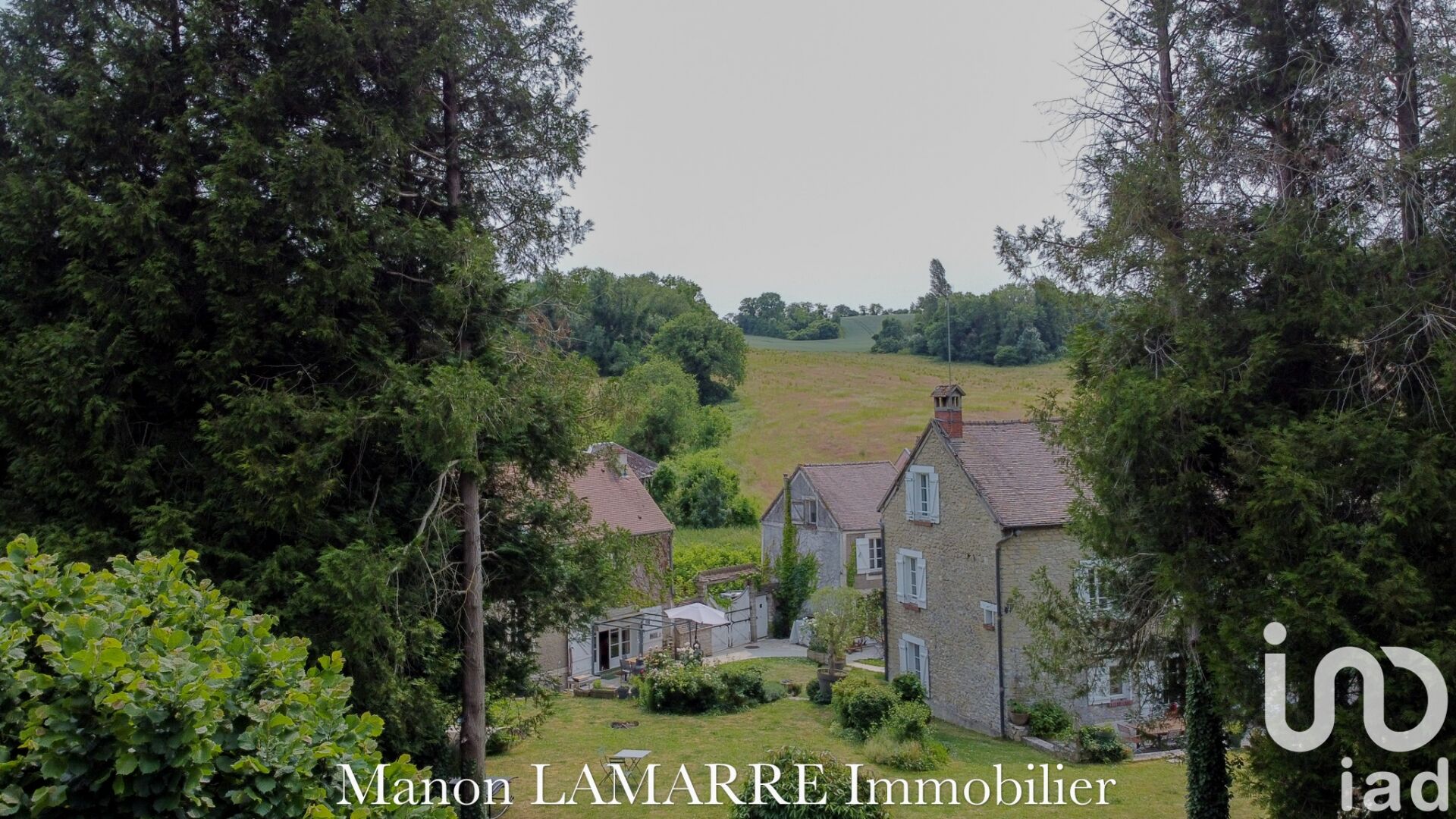 Vetheuil - 332m² - 13p.