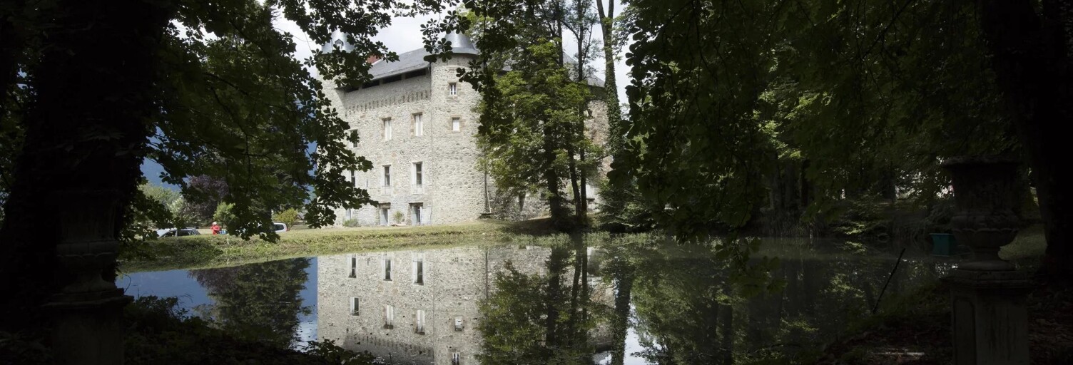 Maison  1400 m² à vendre à Chambéry (73000)