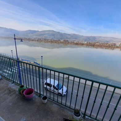 Appartement 3 pièces 159600 €