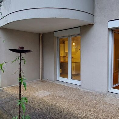 Appartement 3 pièces 1006 €