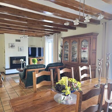 Maison 5 pièces 399000 €