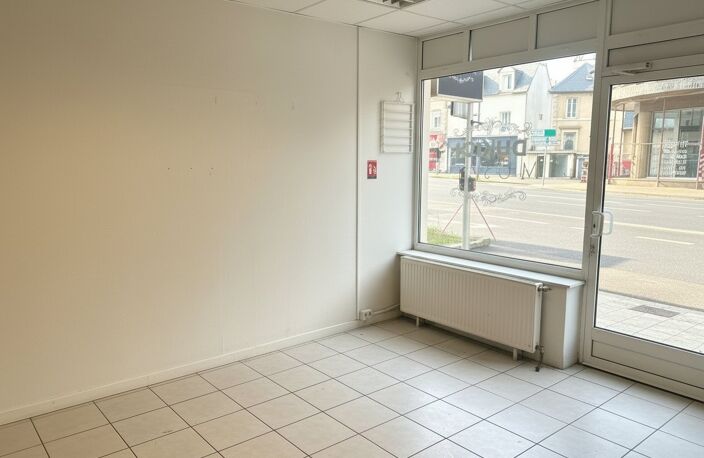 Local commercial — photo 2