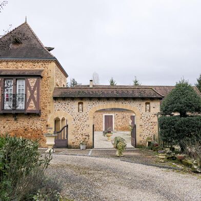 Maison 8 pièces 495000 €
