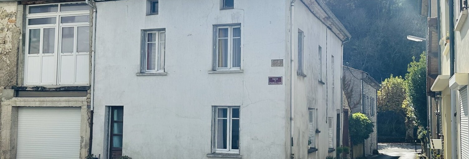 Maison 6 Pièces 137 m² à vendre à Castelnau-Durban (09420)