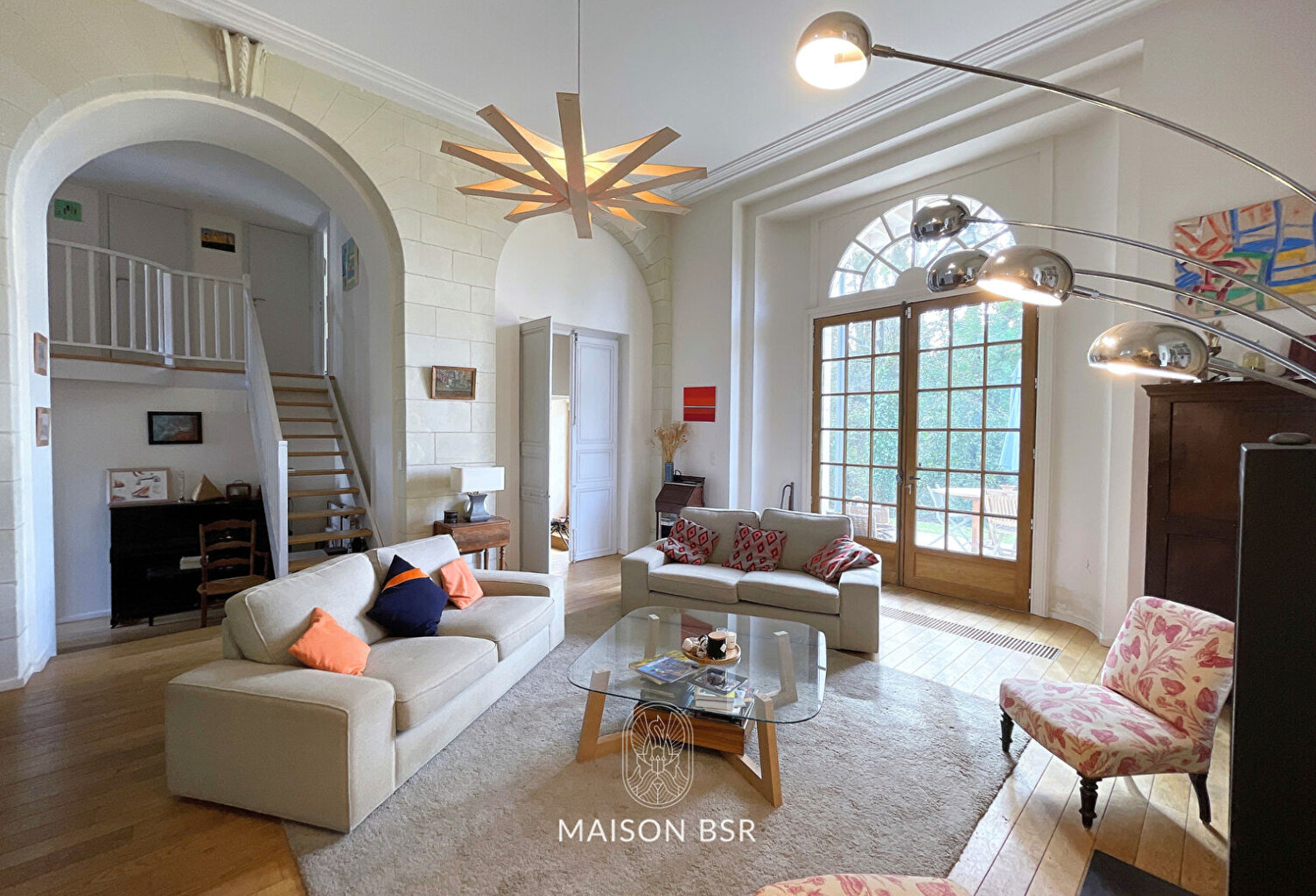 Duplex de charme dans un majestueux hôtel particulier — photo 1