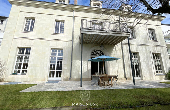 Duplex de charme dans un majestueux hôtel particulier — photo 2