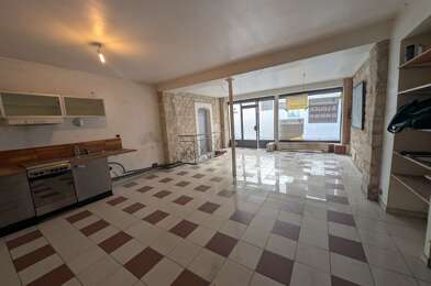 Commerce 2 pièces 2150 €