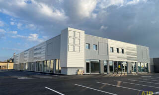Commerce  155 m² à louer à Doué-en-Anjou (49700)