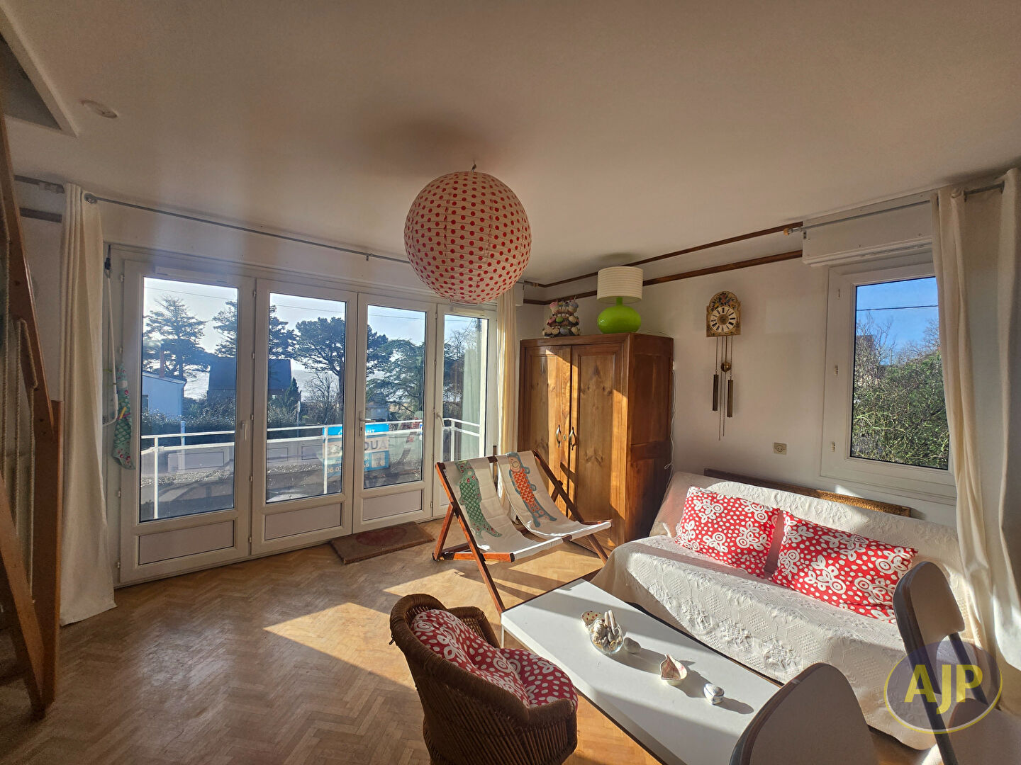 Agence immobilière de Ajp Immobilier St Marc sur Mer Tati