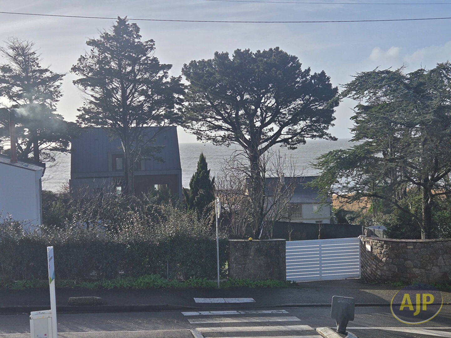 Agence immobilière de Ajp Immobilier St Marc sur Mer Tati