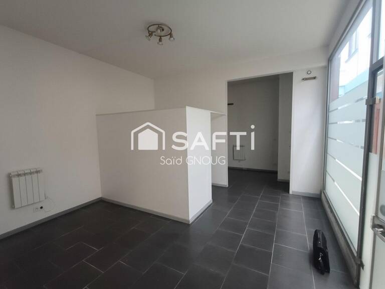 Local commercial 35 m²  centre-ville Saint-Quentin  vitrine  idéal activité ou bureau — photo 1