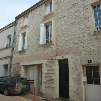 Immeuble  245000 €