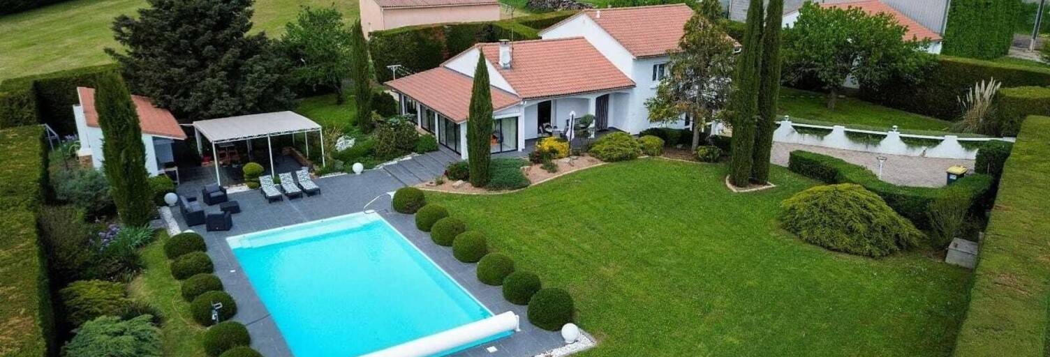 Maison 6 Pièces 166 m² à vendre à Gignat (63340)