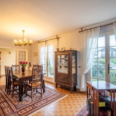 Maison 6 pièces 349000 €