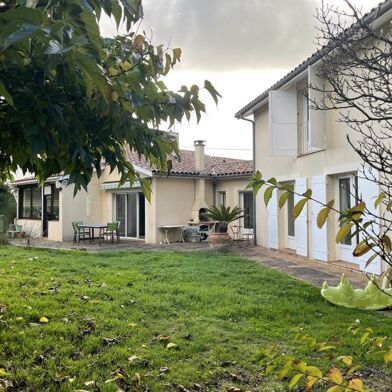 Maison 7 pièces 400000 €