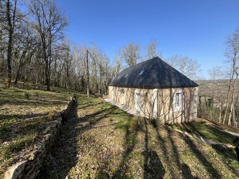 Maison en pierre de 5 pièces principales — photo 1