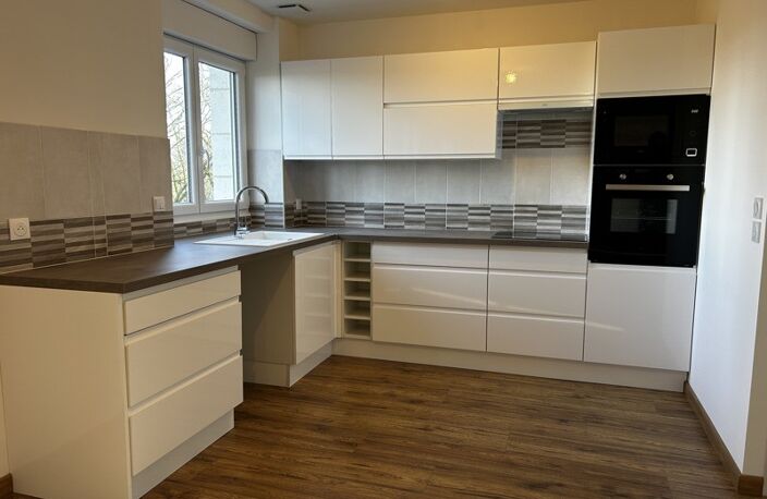 Maison en pierre de 5 pièces principales — photo 4