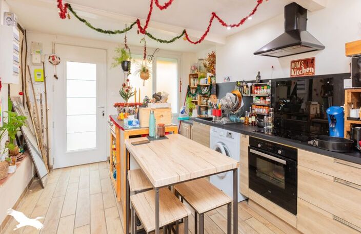 Maison en pierre de 5 pièces principales — photo 2