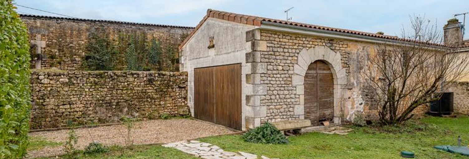 Maison 7 Pièces 175 m² à vendre à Pons (17800)