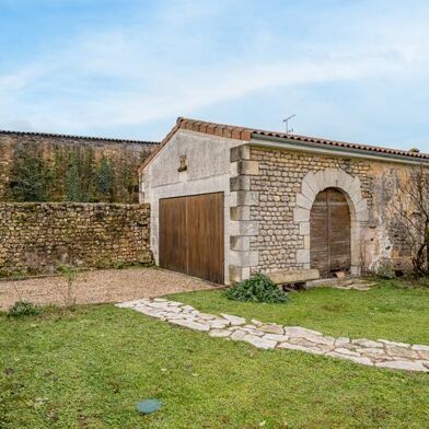 Maison 7 pièces 241960 €