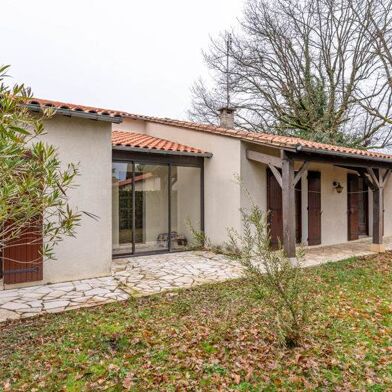 Maison 6 pièces 220500 €