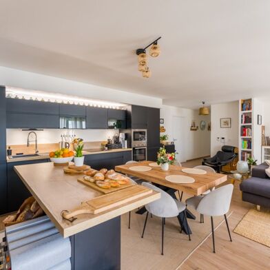 Appartement 4 pièces 399900 €