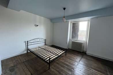 Immeuble  108600 €