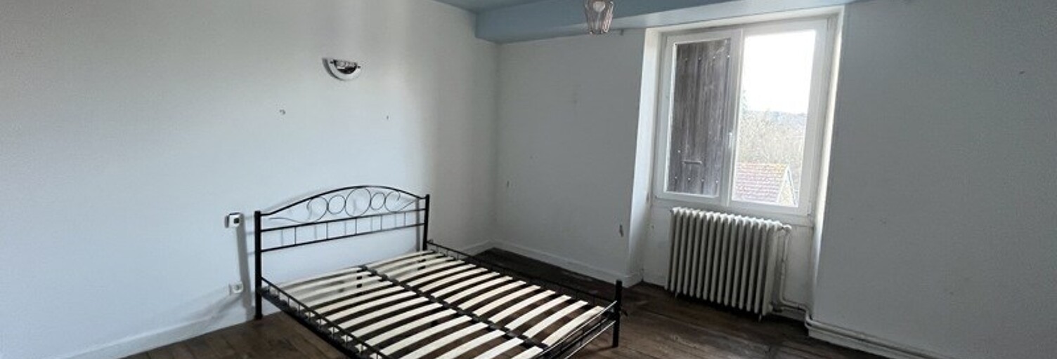 Immeuble   m² à vendre à Bourganeuf (23400)