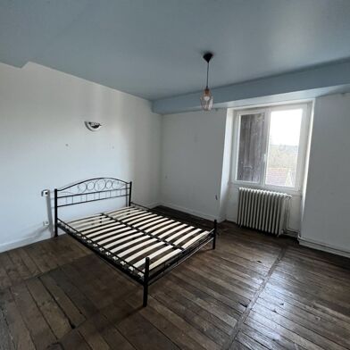 Immeuble  108600 €