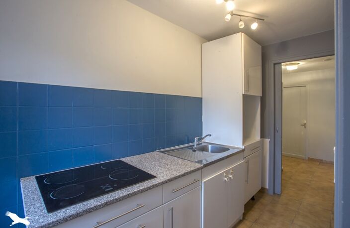Maison en pierre de 4 pièces principales — photo 3